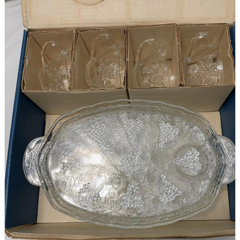 Vintage Anchor Hocking 8 Piece Set Serva-Snack Grape Pattern Clear Glass